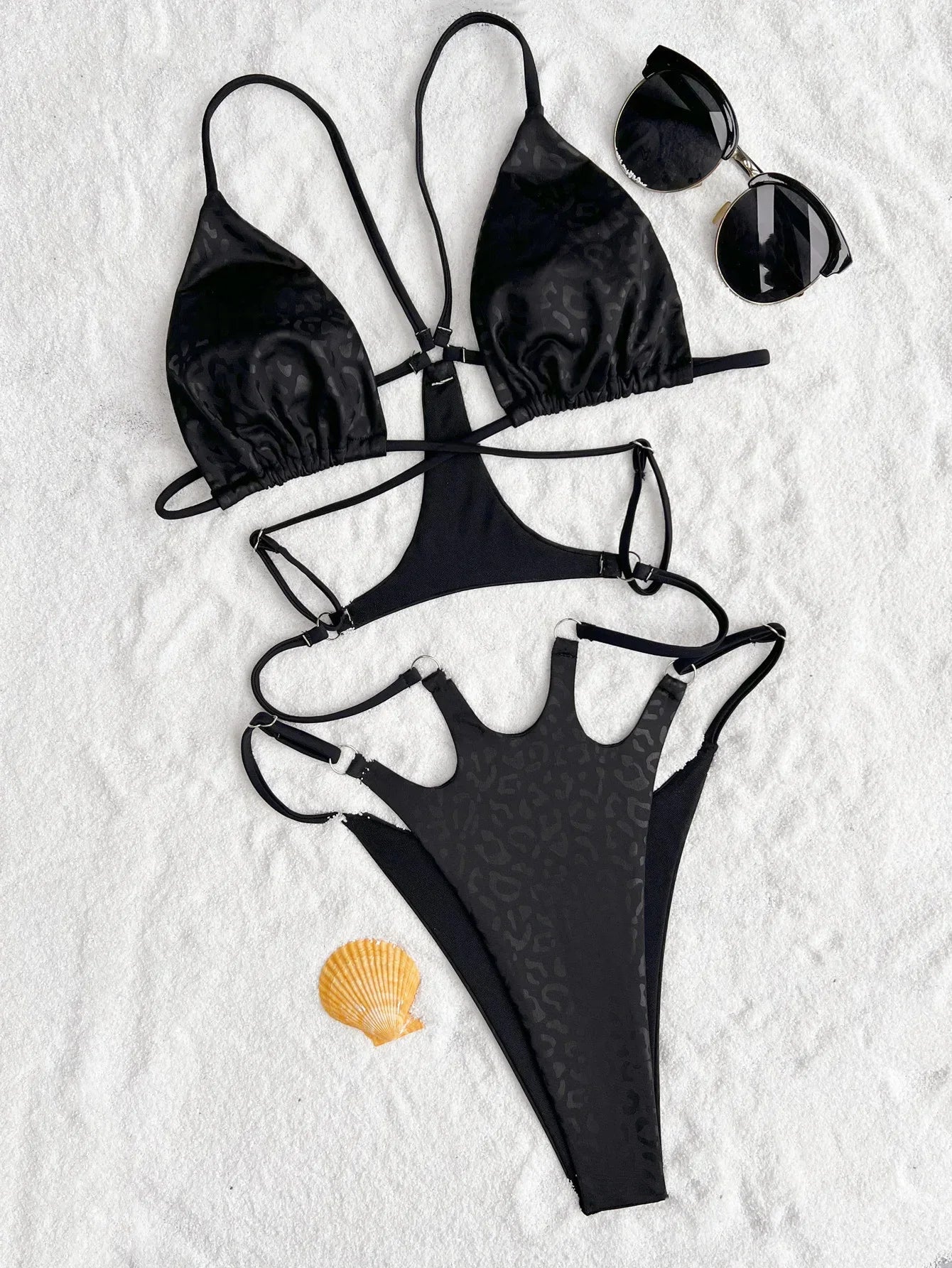 Sexy black leopard print swimsuit