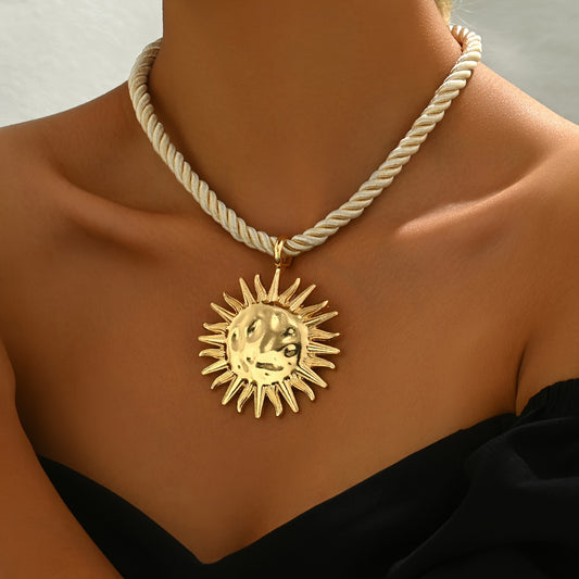 Elegant Sunflower Pendant Necklace