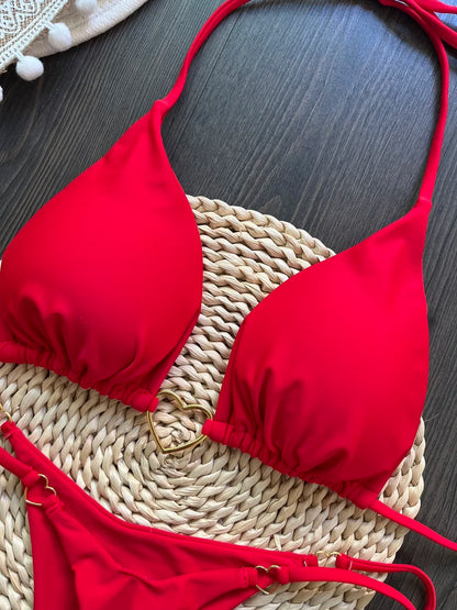 "Caliente" — a fiery look for beach days