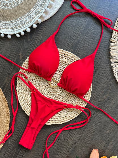 "Caliente" — a fiery look for beach days